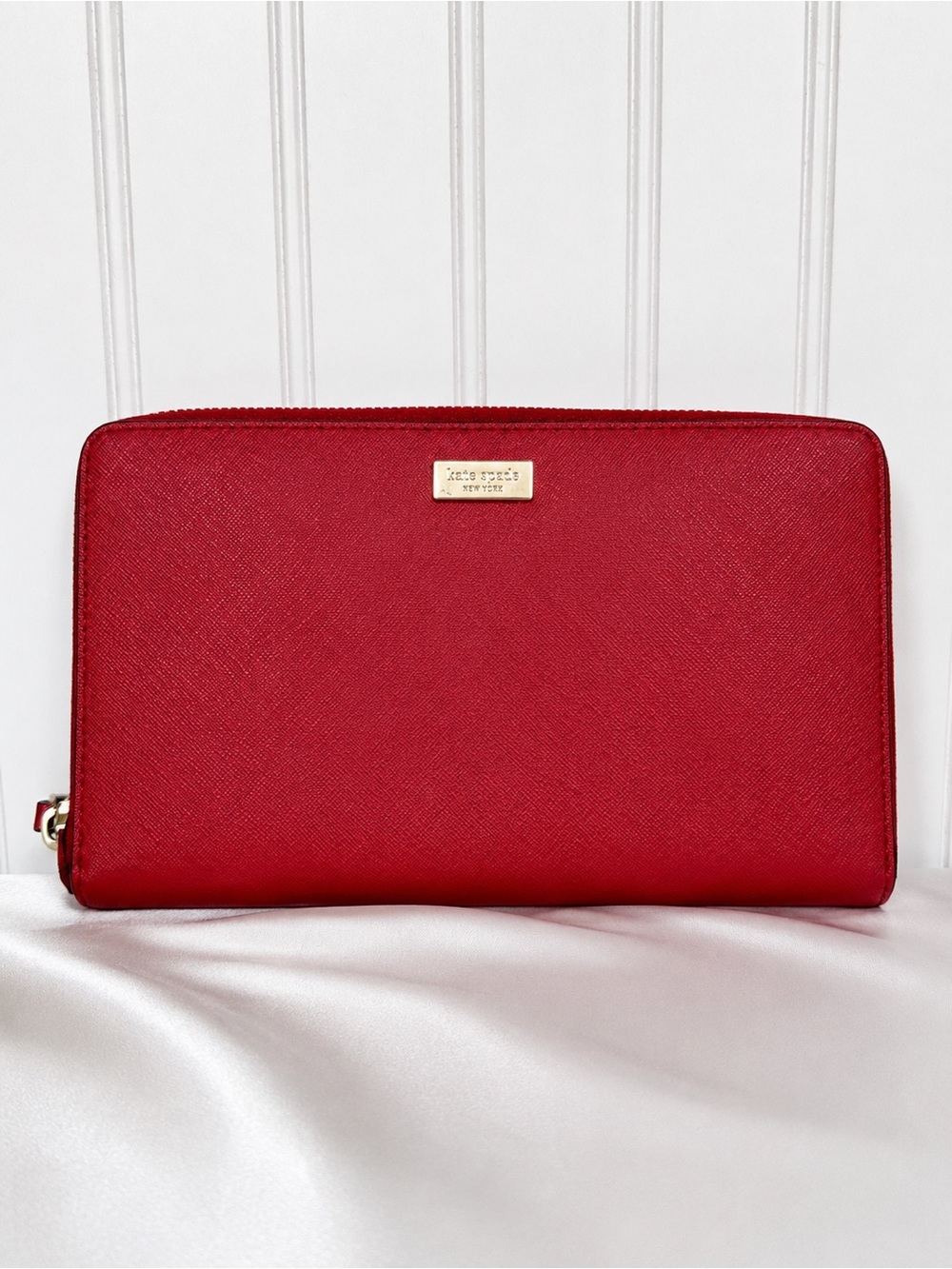 Kate Spade Laurel Way Kaden Red Saffiano Travel Wallet Wristlet